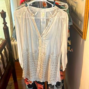 Anthropologie linen blend top with embroidery